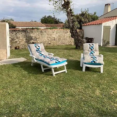 Villa Ep000-029 3 Pieces Et Annexe- 6 Couchages - L'Epine (Vendee)