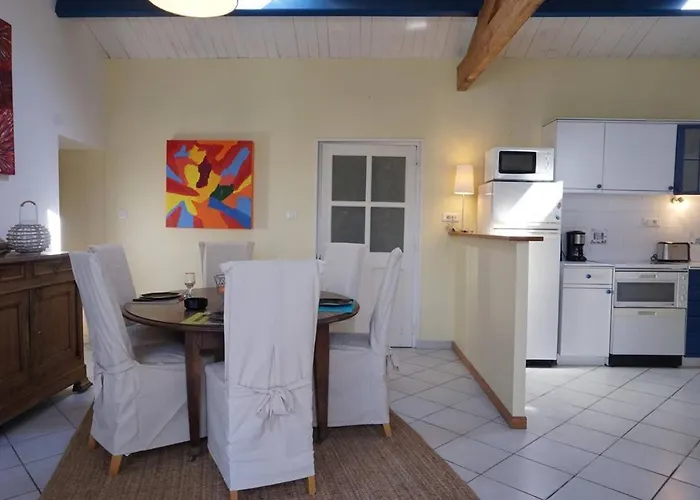 Ep000-029 3 Pieces Et Annexe- 6 Couchages - Villa L'Epine (Vendee)