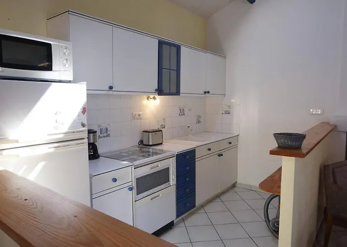 Ep000-029 3 Pieces Et Annexe- 6 Couchages - Villa