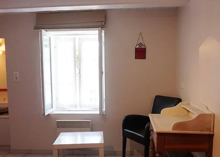 Ep000-029 3 Pieces Et Annexe- 6 Couchages - Villa L'Epine (Vendee)